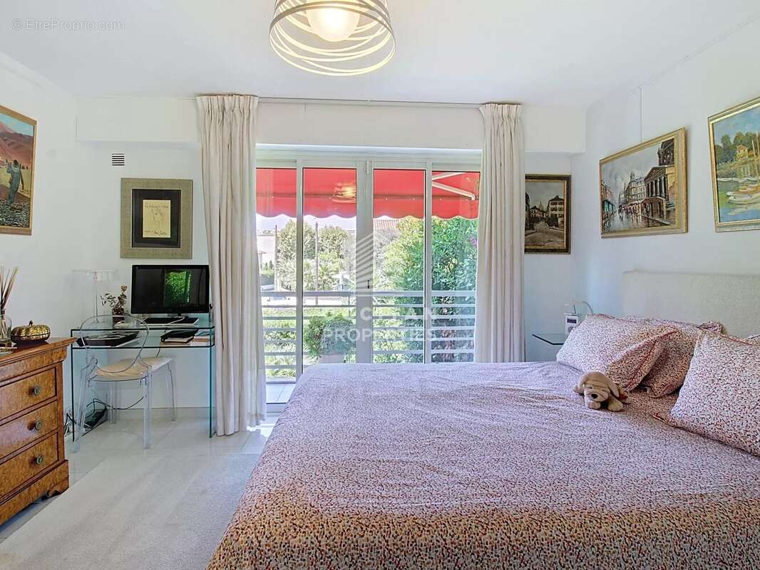 Terrasse 32 m² - 400 mètres de la mer - Calme - Basse Californie, Cannes - photo 4