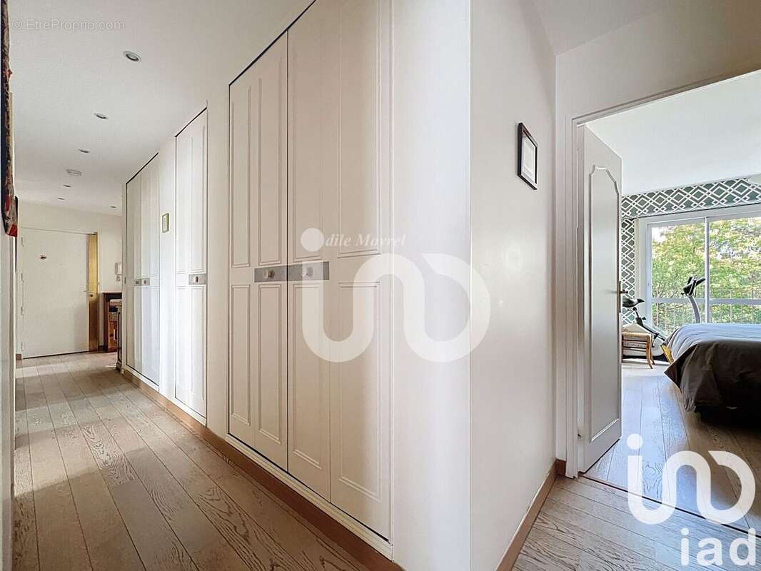 Photo 7 - Appartement à LE PLESSIS-BOUCHARD