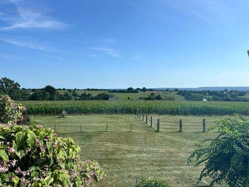 Maison à LANDELLES-ET-COUPIGNY