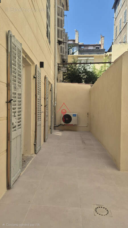 Appartement 54 m² à Marseille-5e  - photo 2