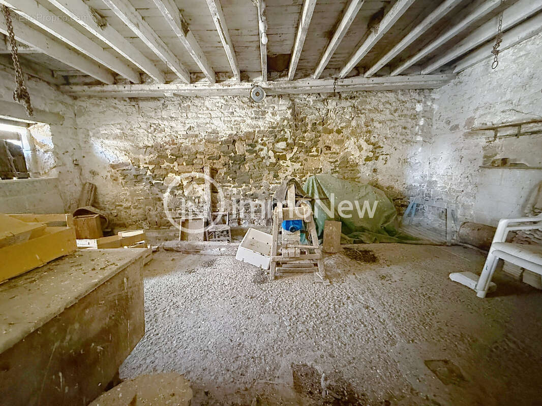 Maison à LE VAL-SAINT-PERE