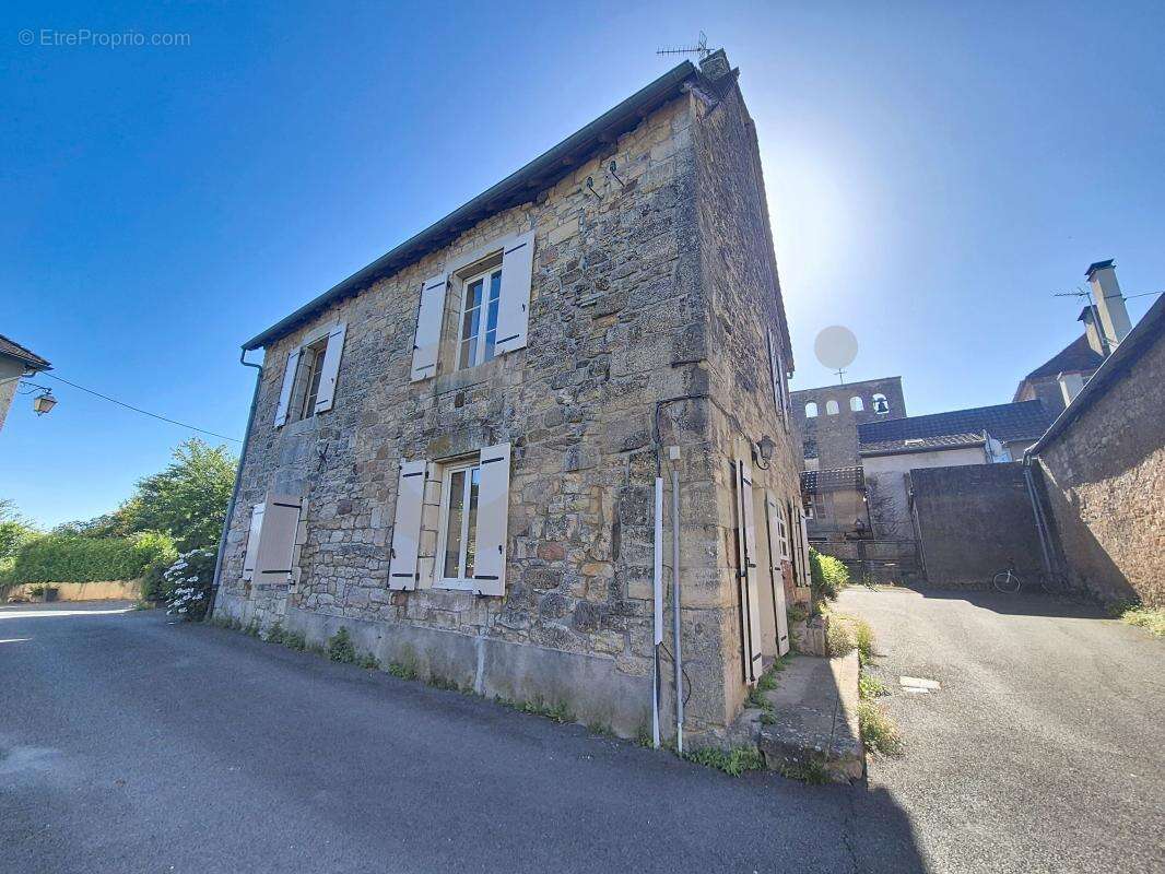 Ensemble en pierre avec potentiel d'aménagement au cœur du Périgord Noir - photo 3