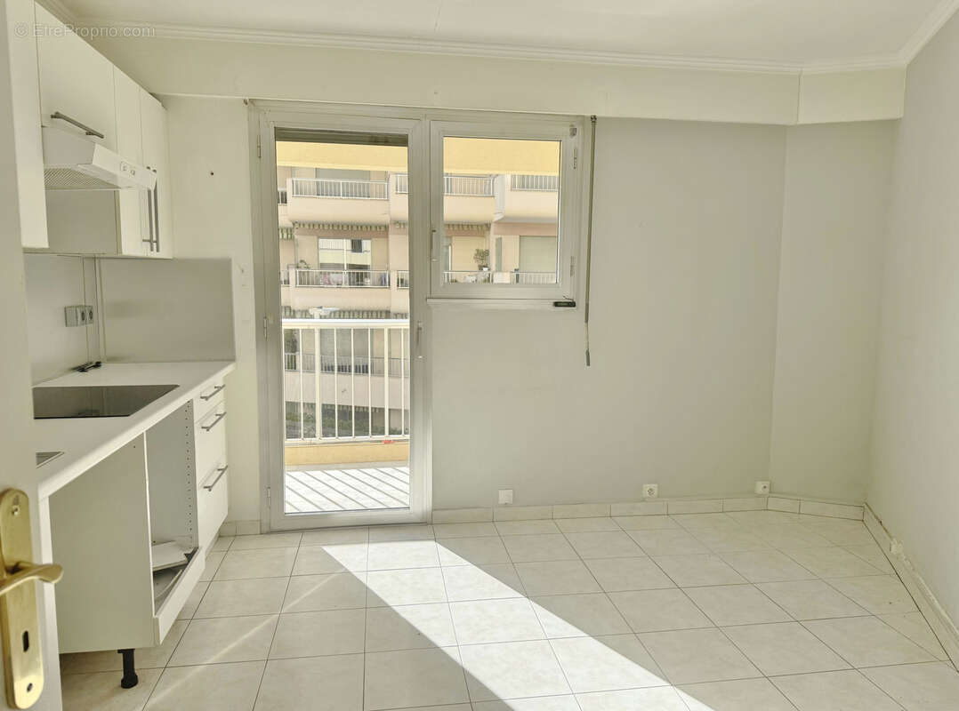 Appartement à SAINT-RAPHAEL