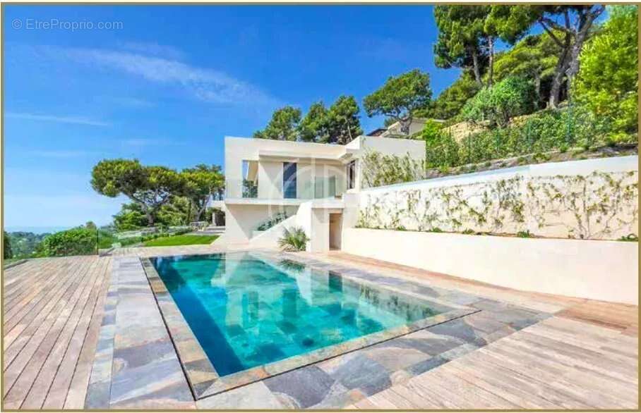 Maison à ROQUEBRUNE-CAP-MARTIN