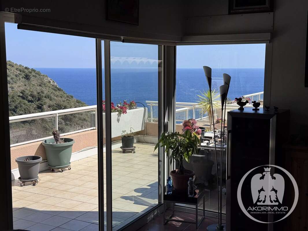 Appartement à EZE
