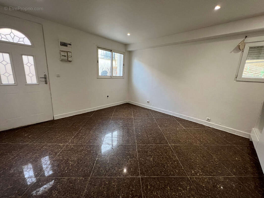 Appartement à PISCOP