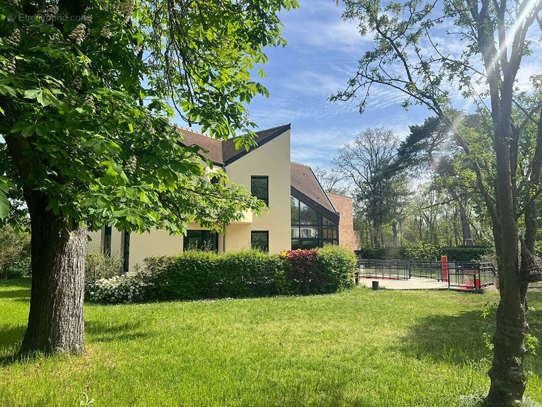 Maison à MAISONS-LAFFITTE