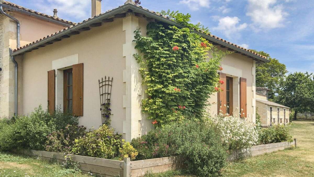 Maison à MATHA