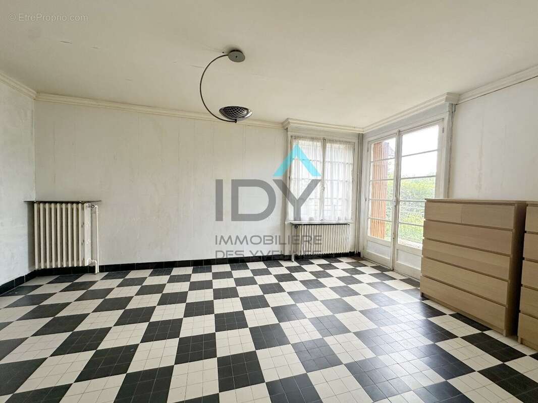 LE PECQ - Domaine de Grandchamp .Maison 175 m2 5 chambres - Au calme - photo 13