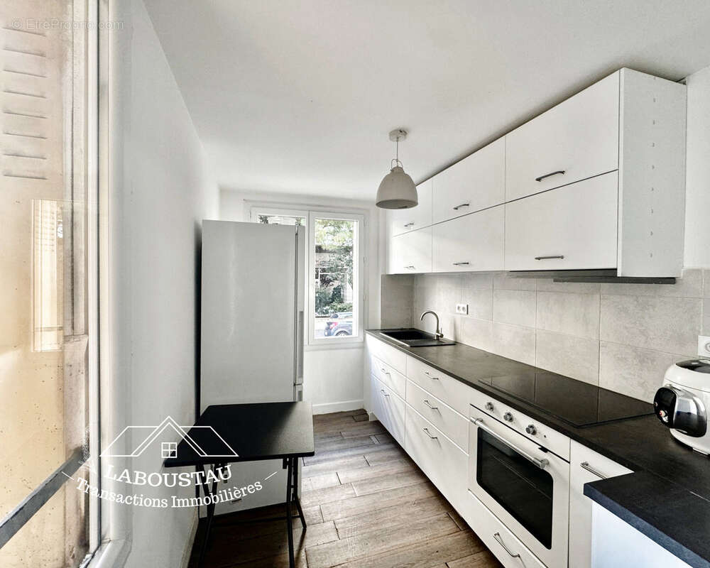 Appartement à MARSEILLE-4E