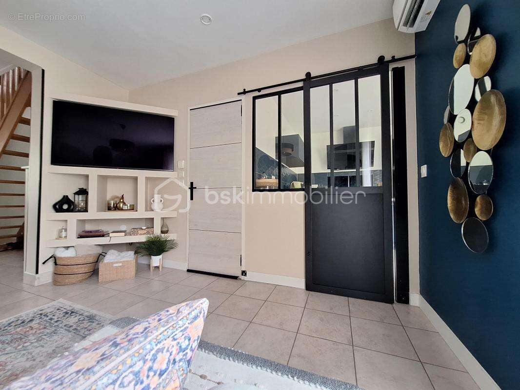 Maison à SAINT-JEAN-DE-BRAYE