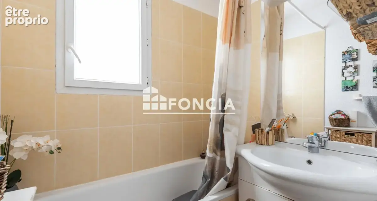 T2 avec terrasse et piscine – Vendu loué – Investissement - photo 6