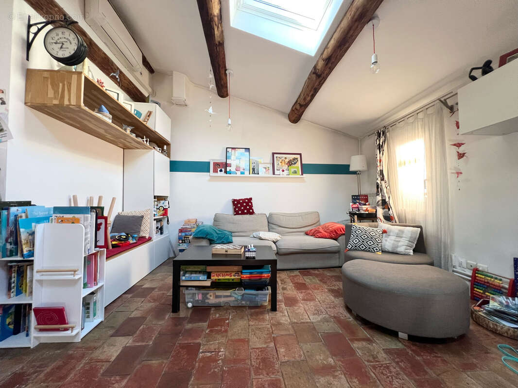 Appartement à AUBAGNE