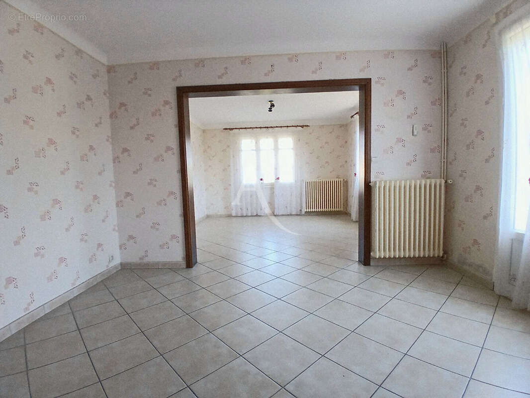 Maison à SAINT-PHILBERT-DE-GRAND-LIEU
