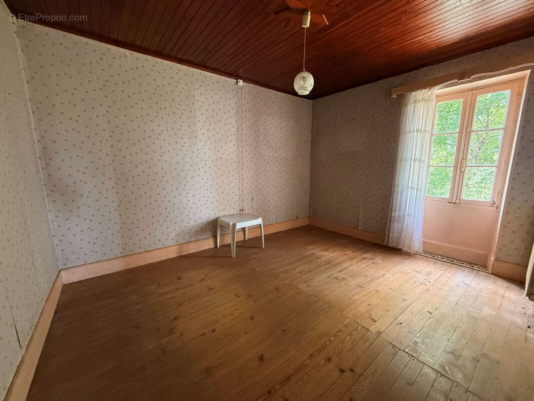 Maison en pierre avec chalet bois, grange et vue panoramique - photo 3