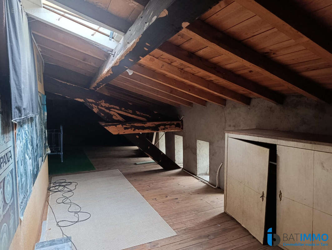 Maison 280 m² à Mazamet  - photo 8