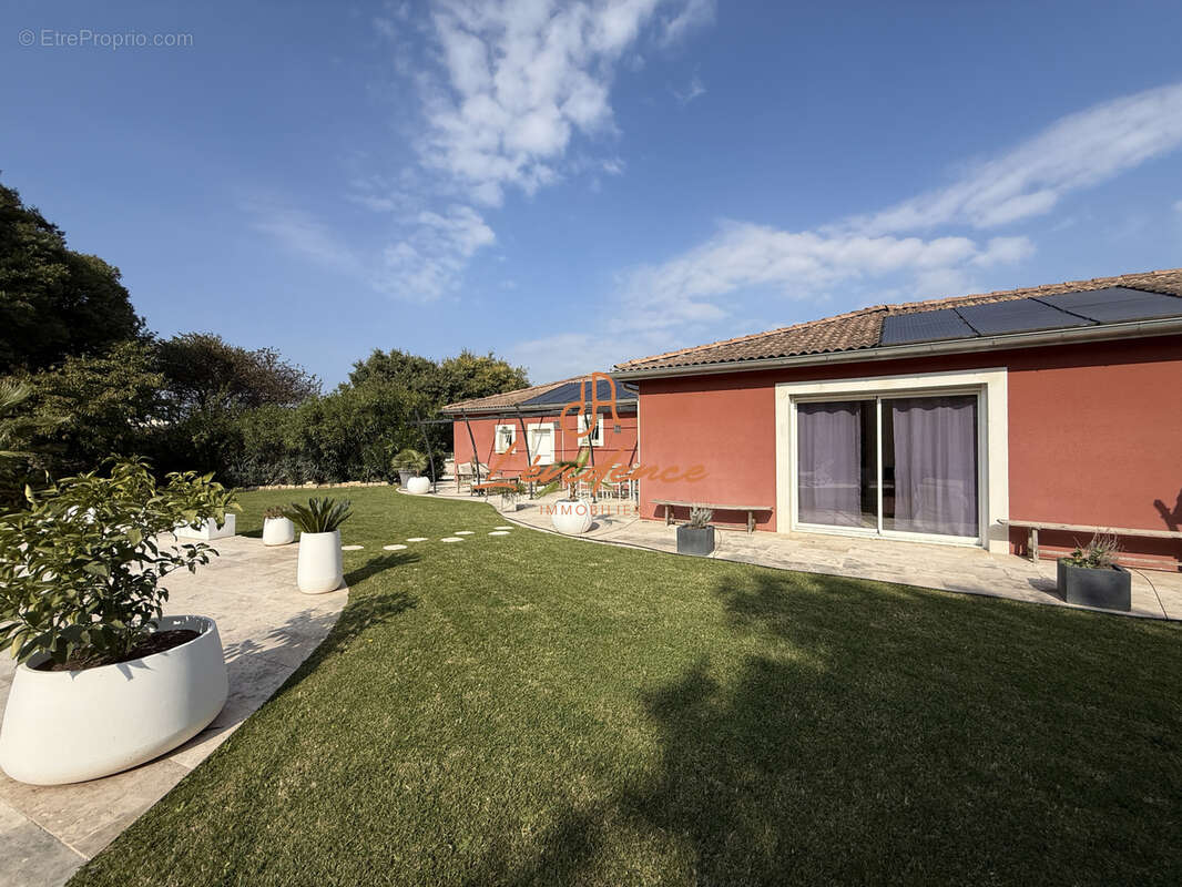 Maison à CHATEAUNEUF-DU-RHONE