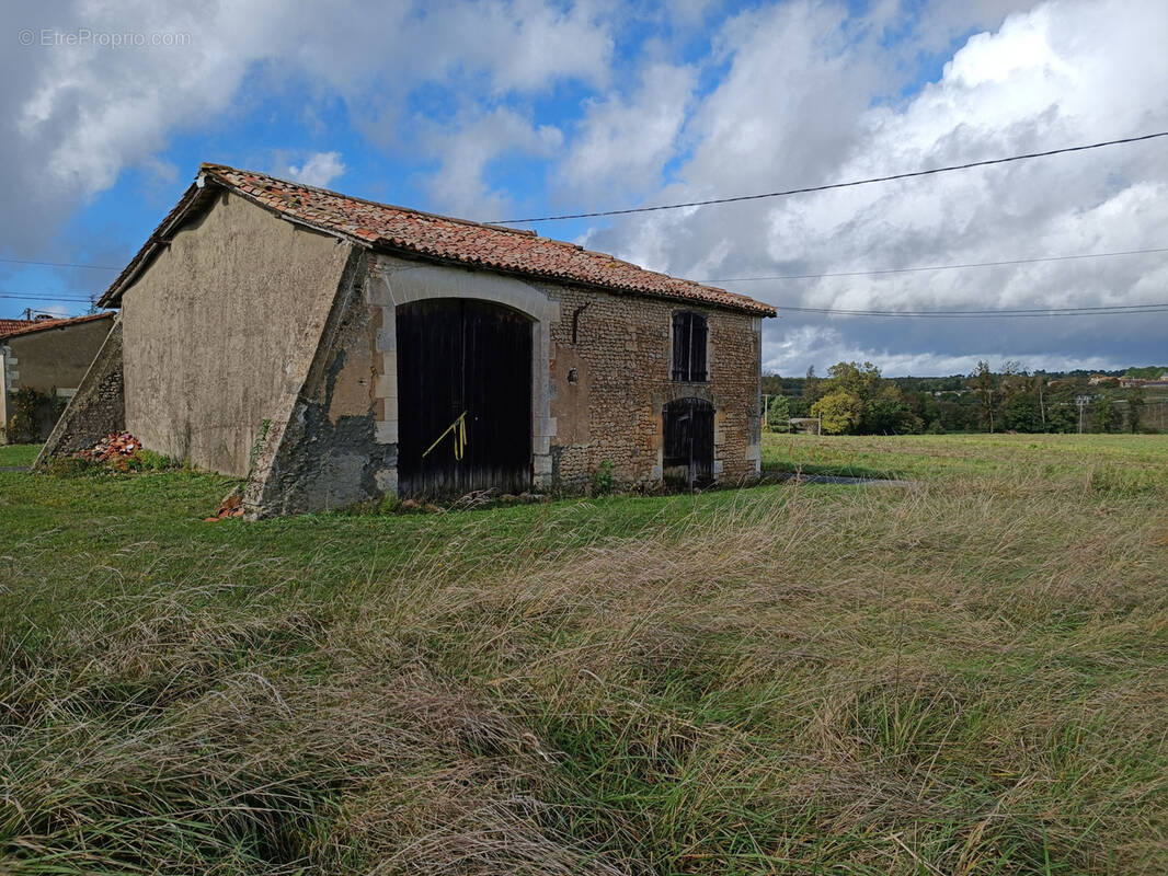 Autre à SAINT-MAIGRIN
