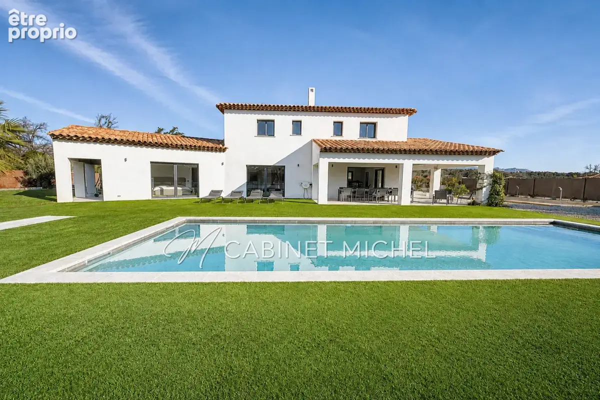 Maison à ROQUEFORT-LES-PINS