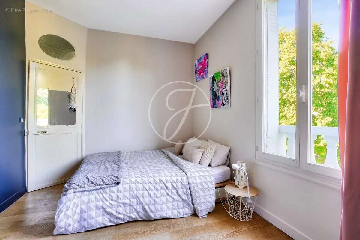 Maison à LE VESINET