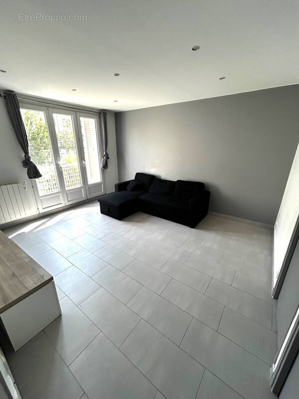 Appartement à CLICHY-SOUS-BOIS