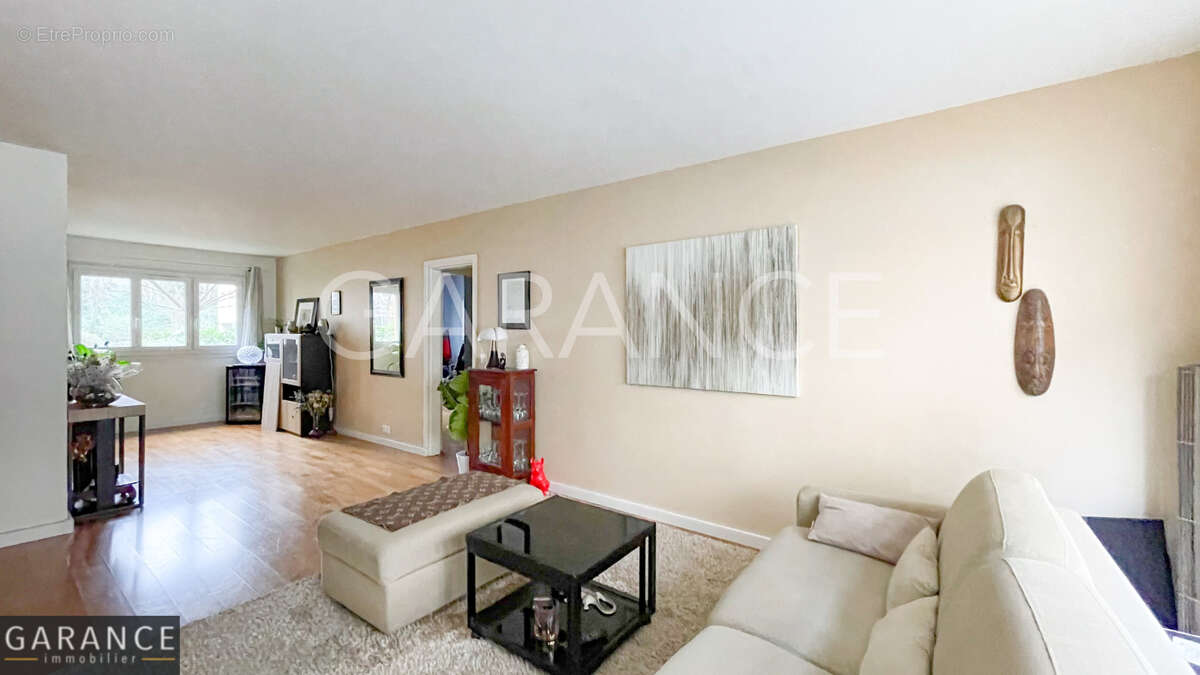 Appartement à PARIS-12E