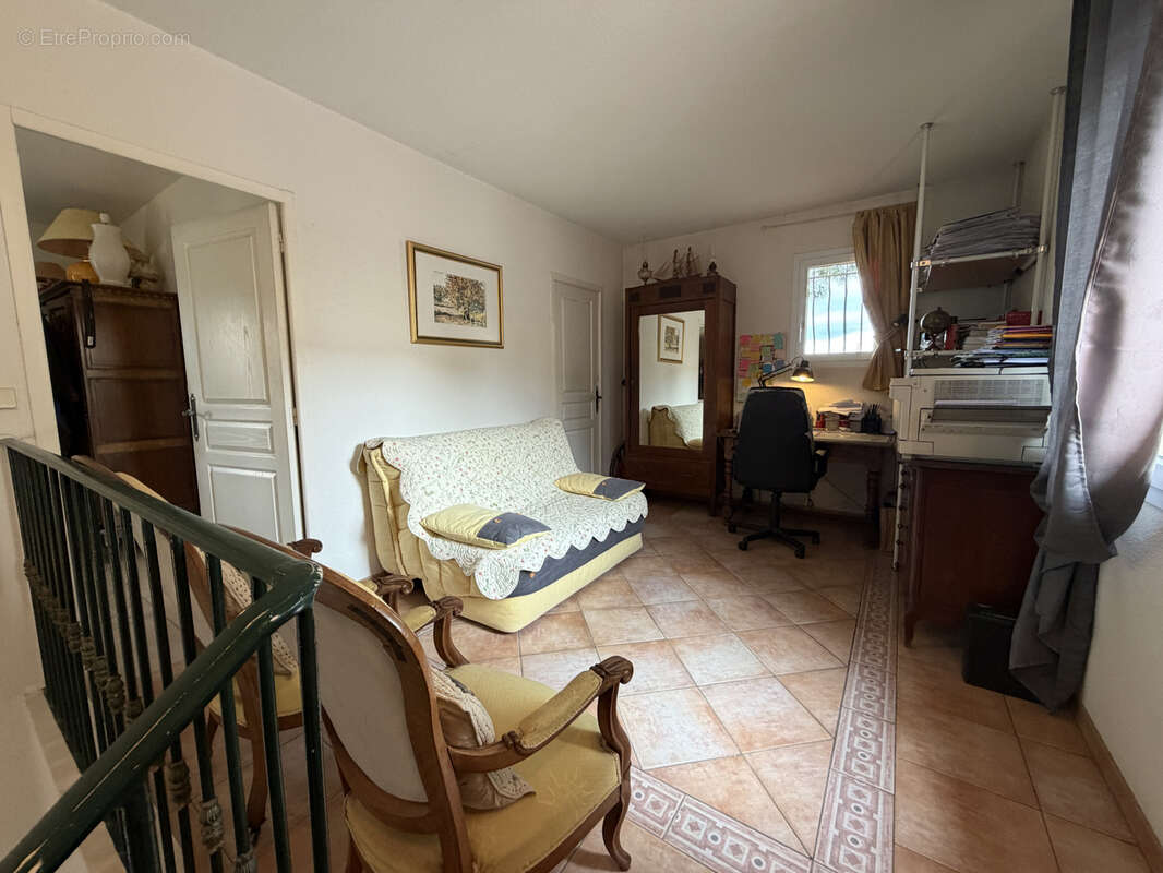 Maison à PUGET-SUR-ARGENS