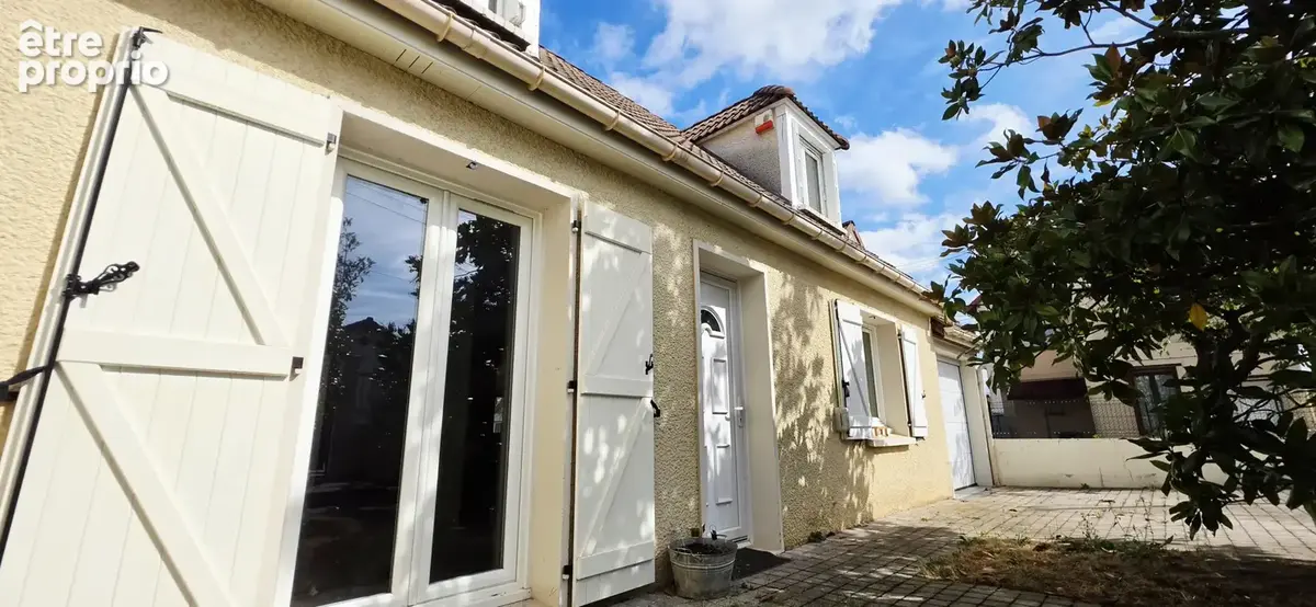 Maison à TREMBLAY-EN-FRANCE