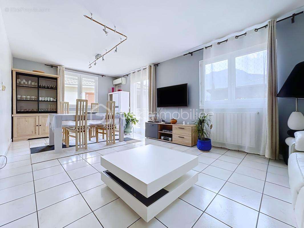 Maison individuelle avec fort potentiel – Terrain de 450 m² – Échirolles - photo 5