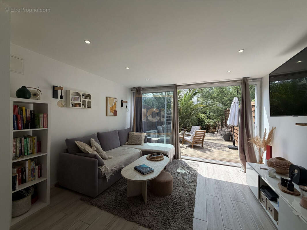 Appartement 45 m² à Grimaud  - photo 2