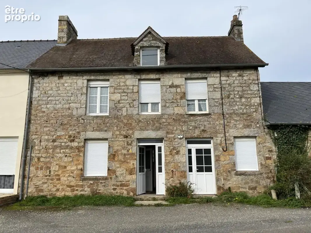 Maison à CHAMPSECRET
