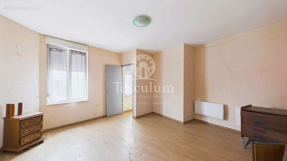 Maison divisée en deux appartements - photo 19