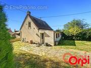 Maison à SAULZAIS-LE-POTIER