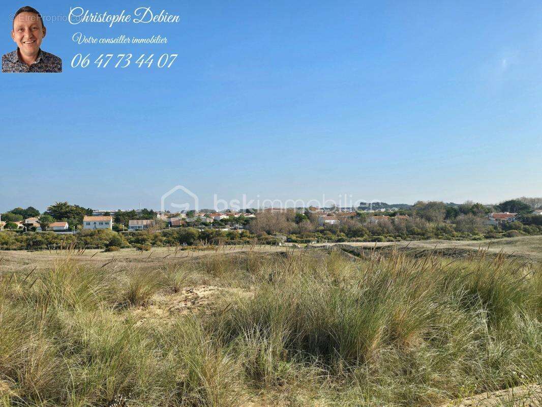 Terrain à SAINT-GILLES-CROIX-DE-VIE