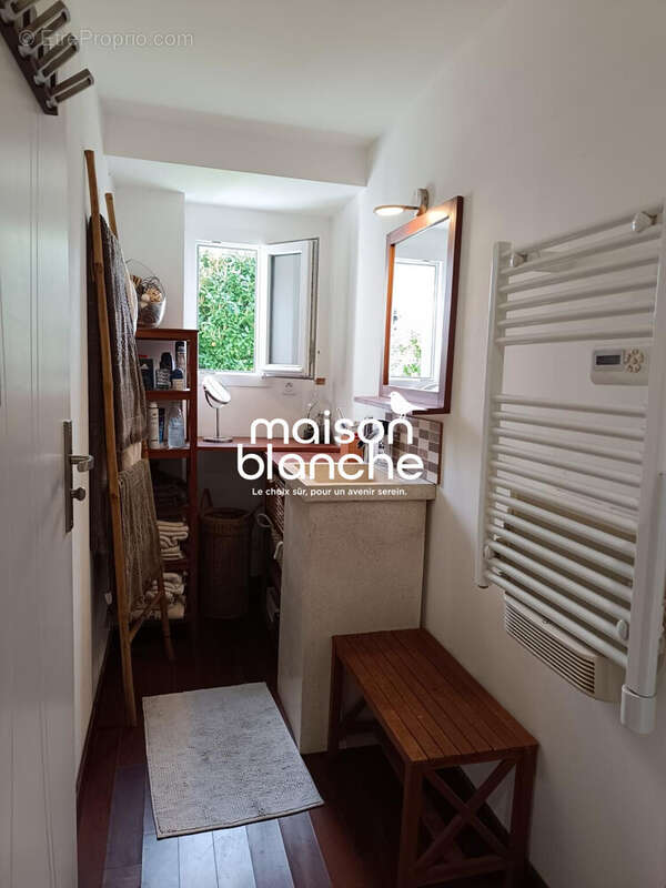 Maison 121 m² à Coutras  - photo 9