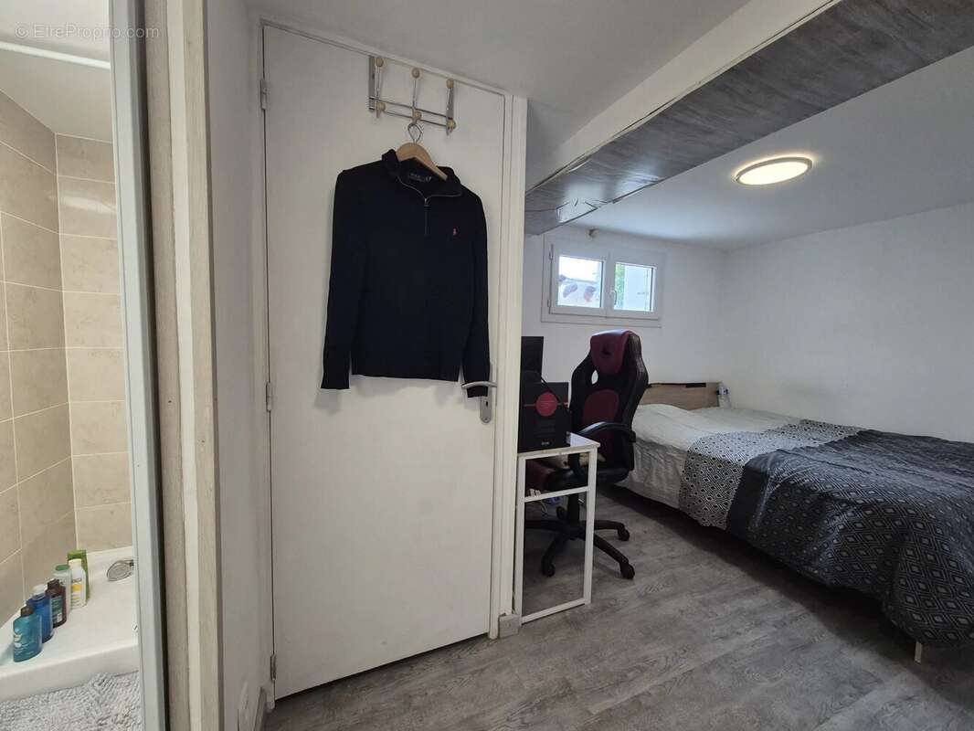 Maison à MESLAY-DU-MAINE