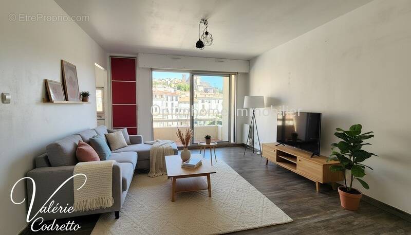 Appartement à HYERES