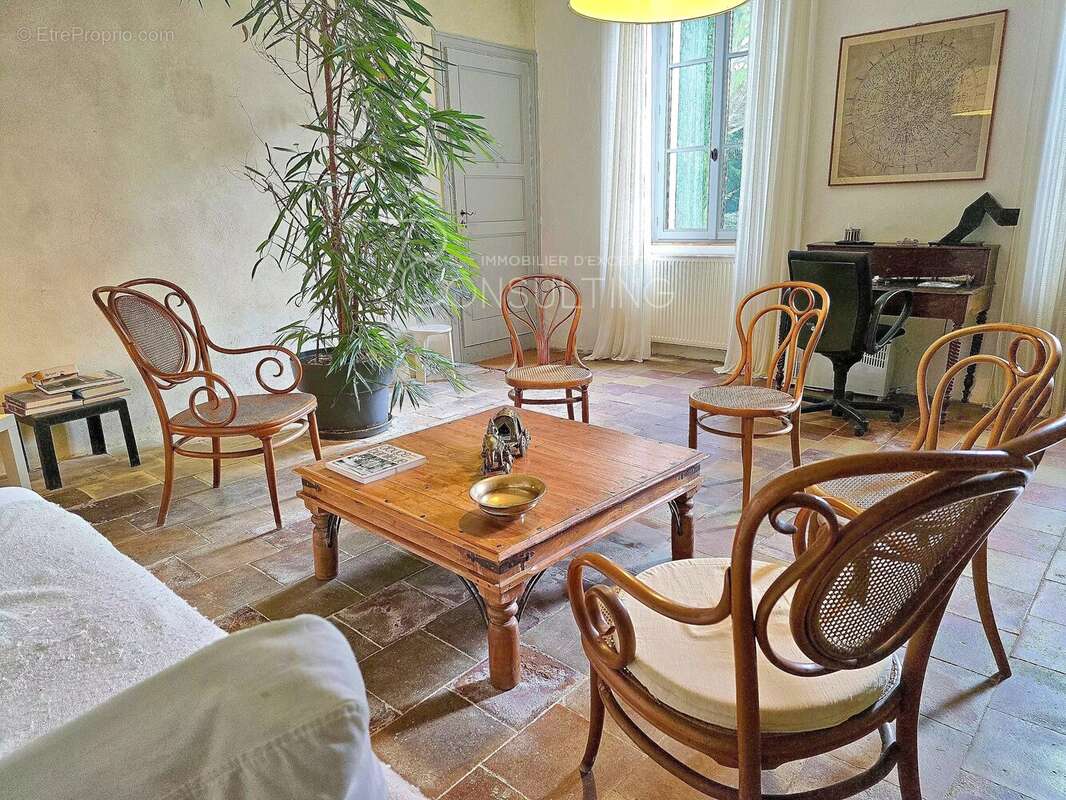 Maison à VILLEFRANCHE-DE-LAURAGAIS