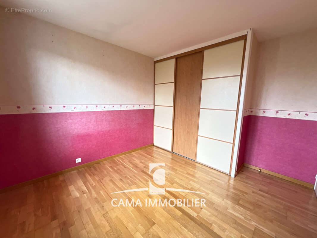 Maison à LES LOGES-EN-JOSAS