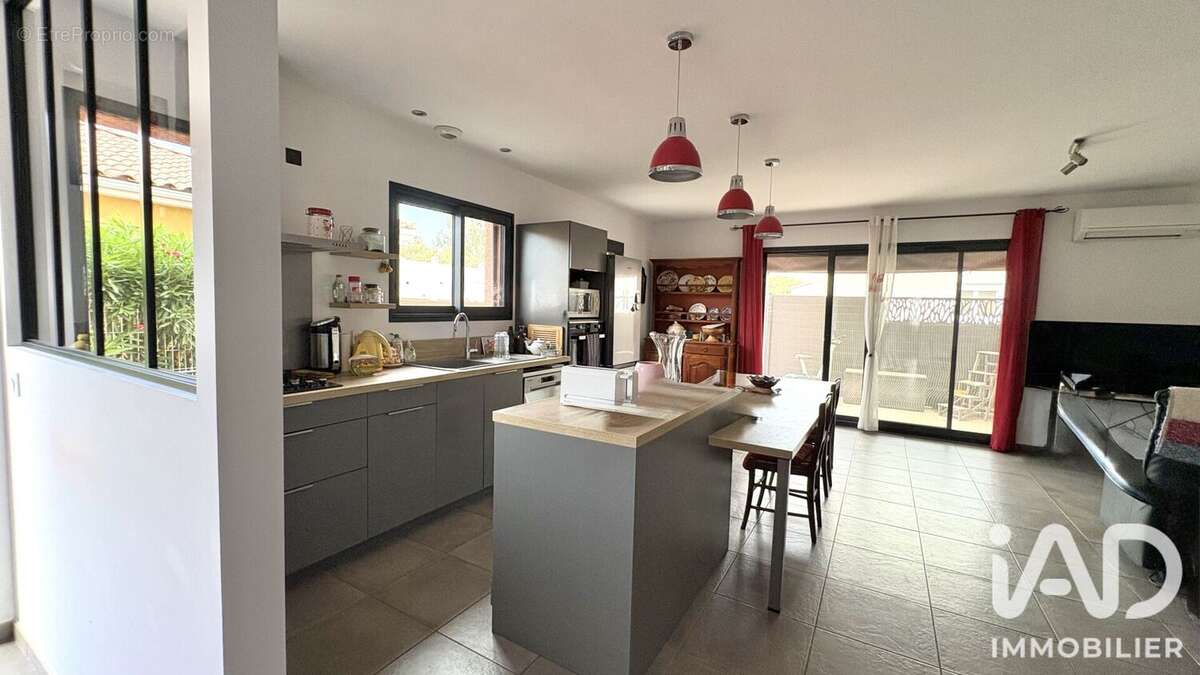 Maison 93 m² à Latour-Bas-Elne  - photo 9
