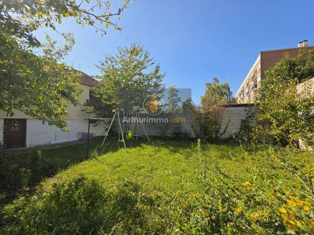 Maison à VILLIERS-LE-BEL