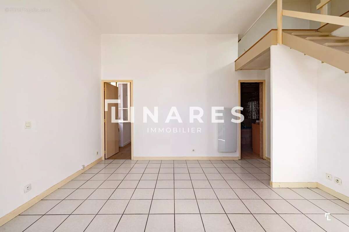 Appartement à MARSEILLE-9E