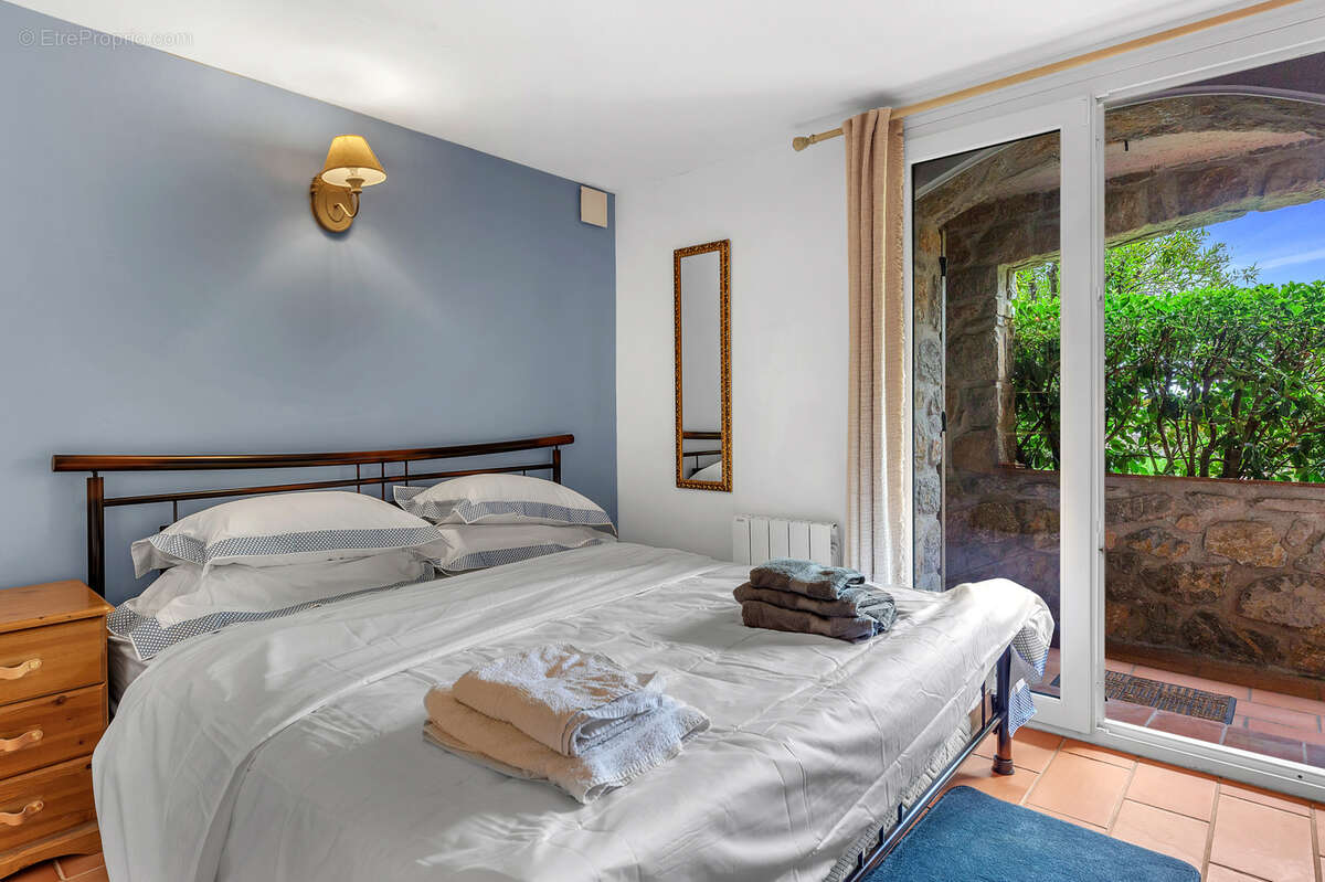 Maison à PEYMEINADE