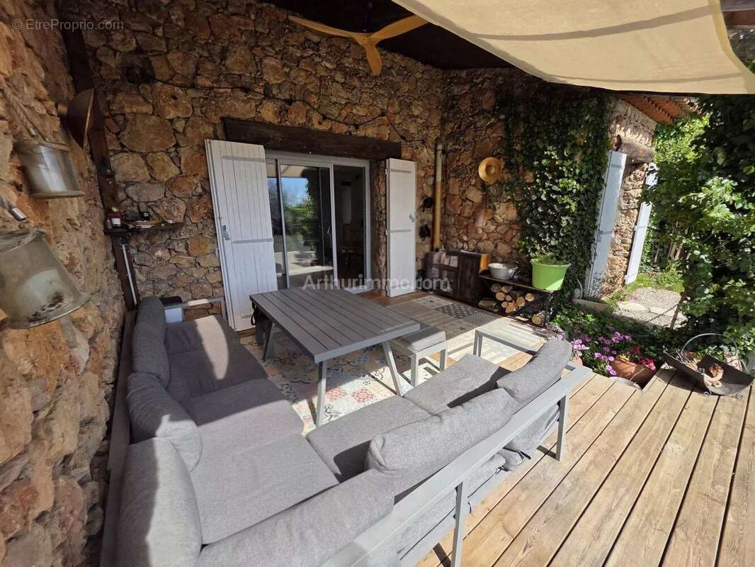 Maison à DRAGUIGNAN