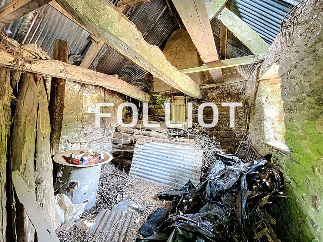 Maison à SAINT-DENIS-LE-GAST