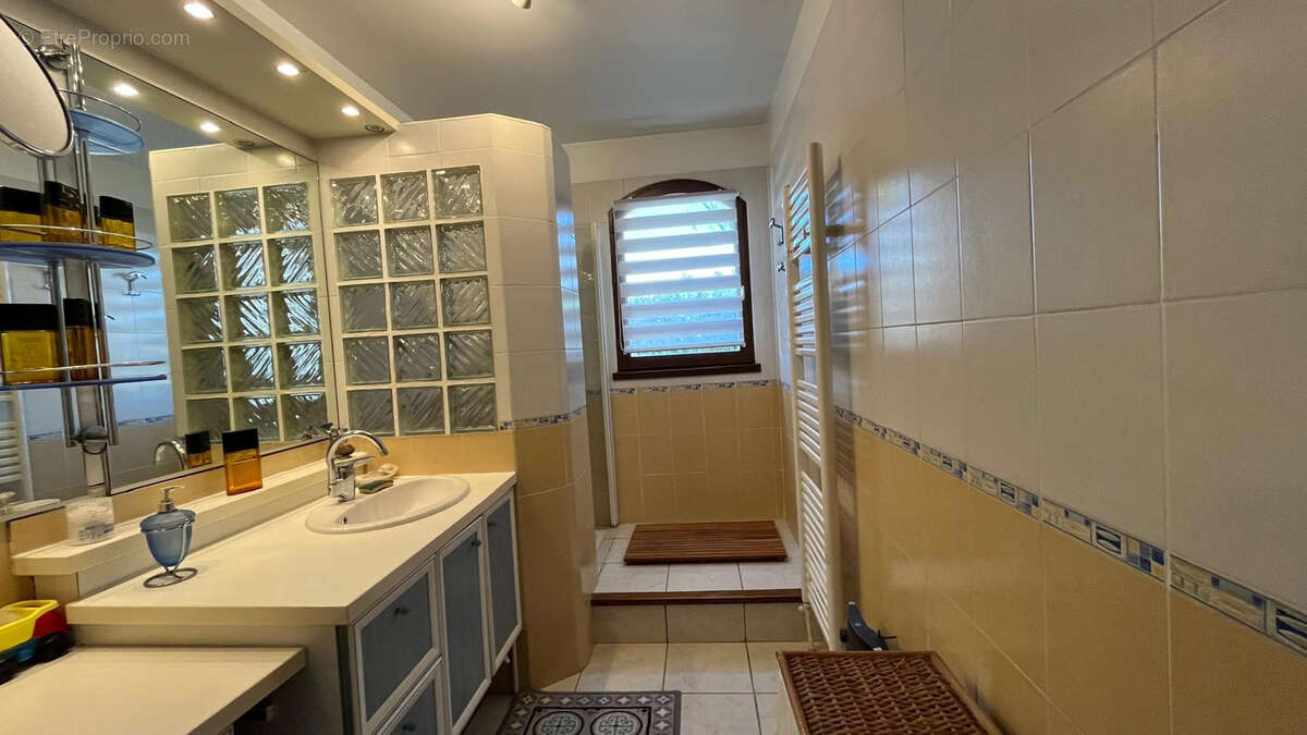 Maison à FRONTIGNAN