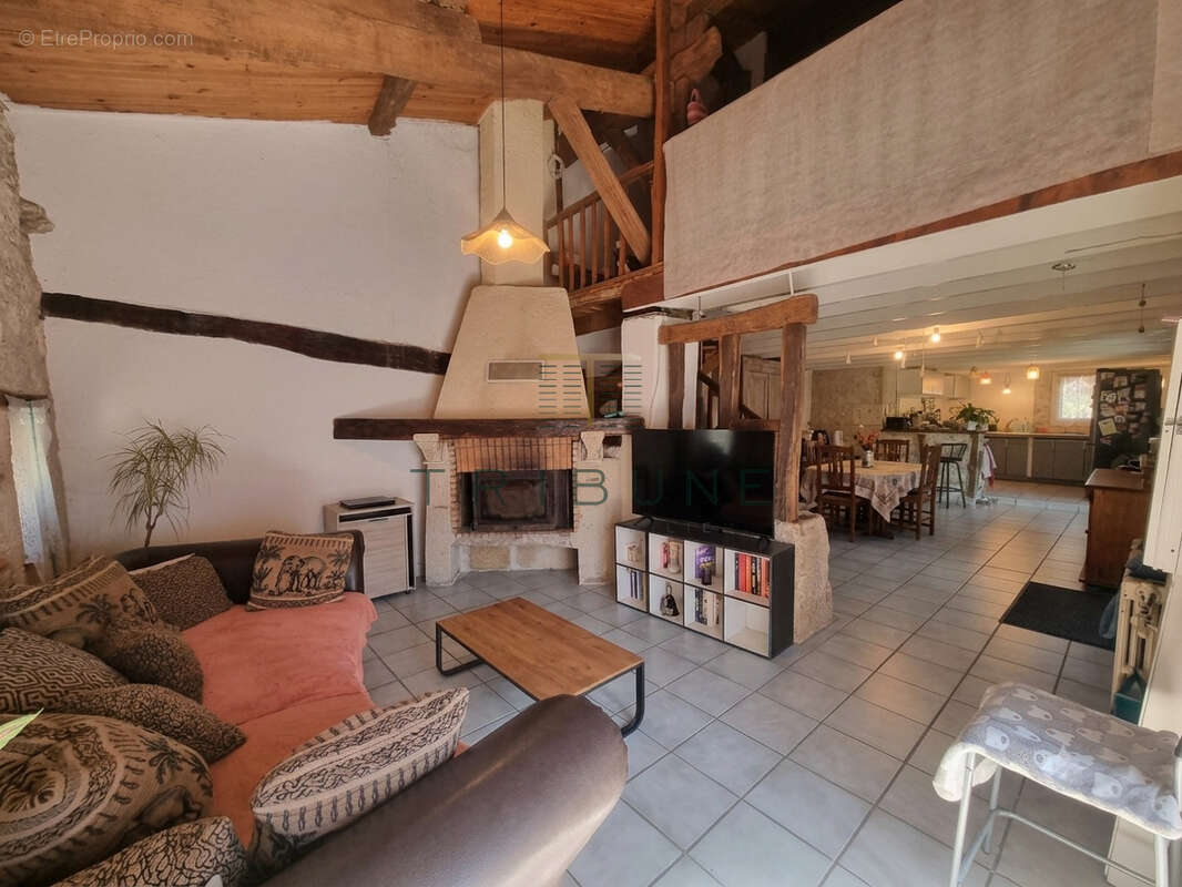 Maison T4 avec garage, piscine et dépendance T3 - photo 16