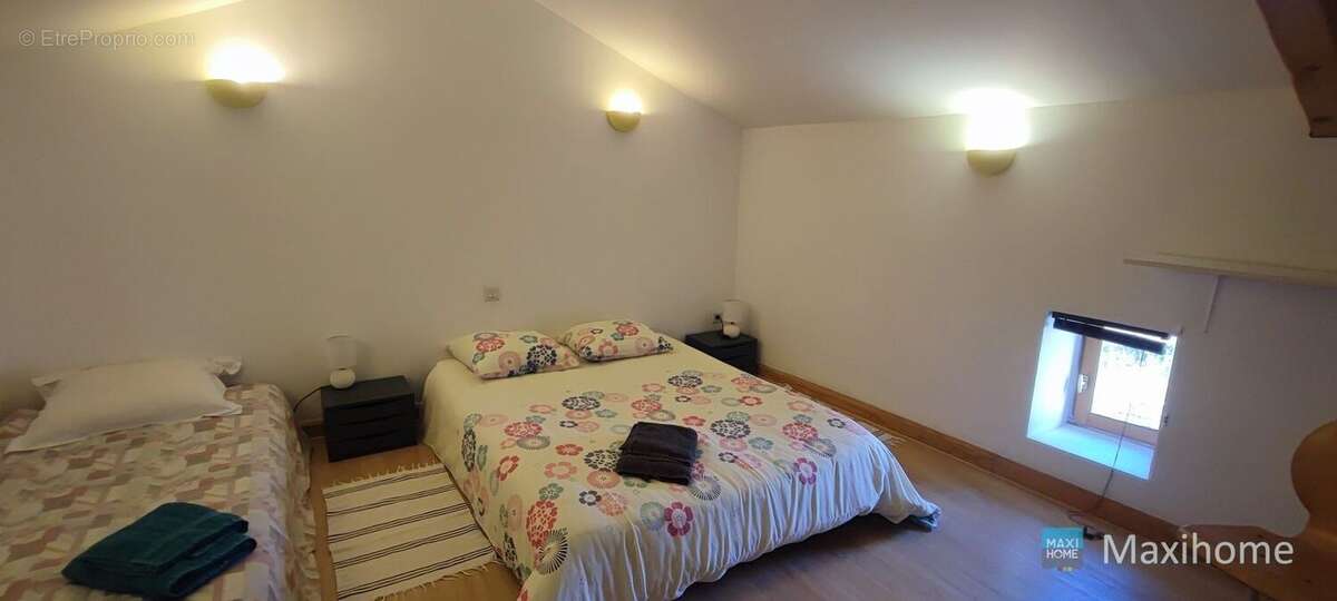 Maison à SAINT-MARTIN-DE-VALGALGUES