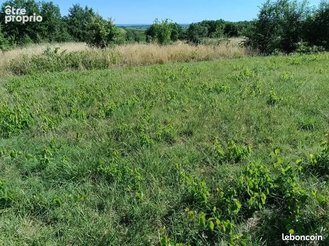 Terrain constructible avec une jolie vue dégagée - photo 3