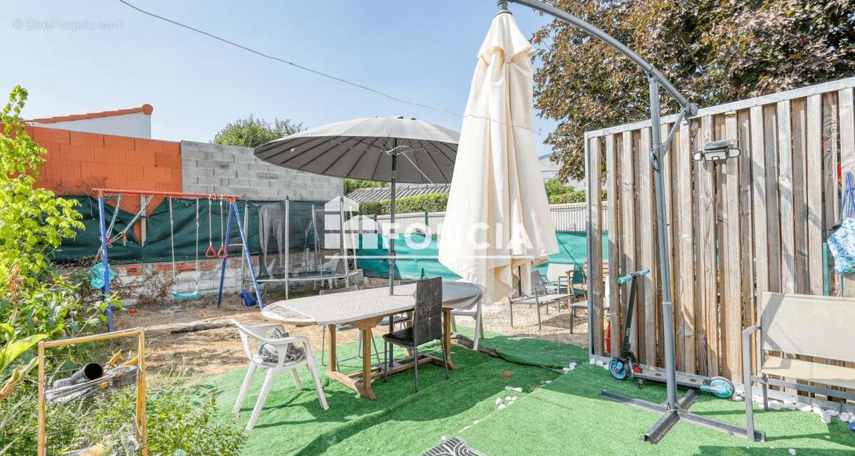 Cugnaux villa triplex avec jardin - photo 3